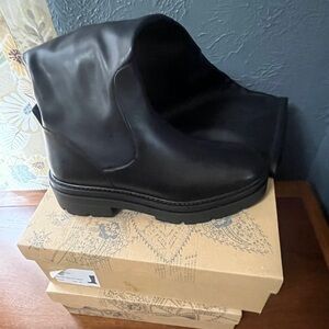 NIB Free People Hawley 25”t Black Leather Boots, Sz 39